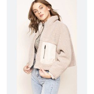 Pink Martini The hazel jacket Reversible Womens Sz large Cream Sherpa